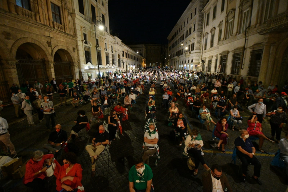 'La notte per il lavoro'. Ricostruire il Paese e l'Europa partendo dal buon lavoro.