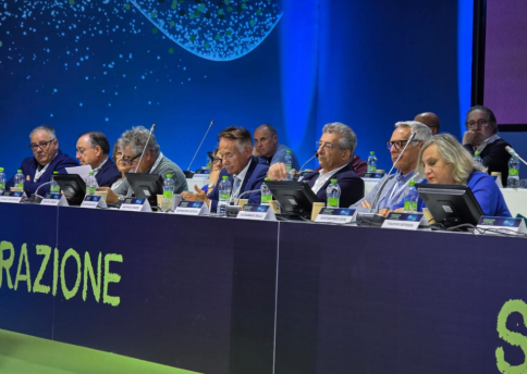 Pompeo Mannone ai lavori del XX Congresso FNP