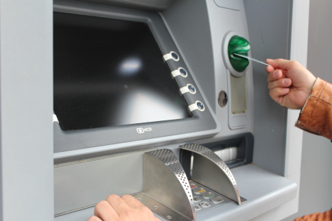 Osservatorio sulla desertificazione bancaria: vittoria per pensionati e comunità locali
